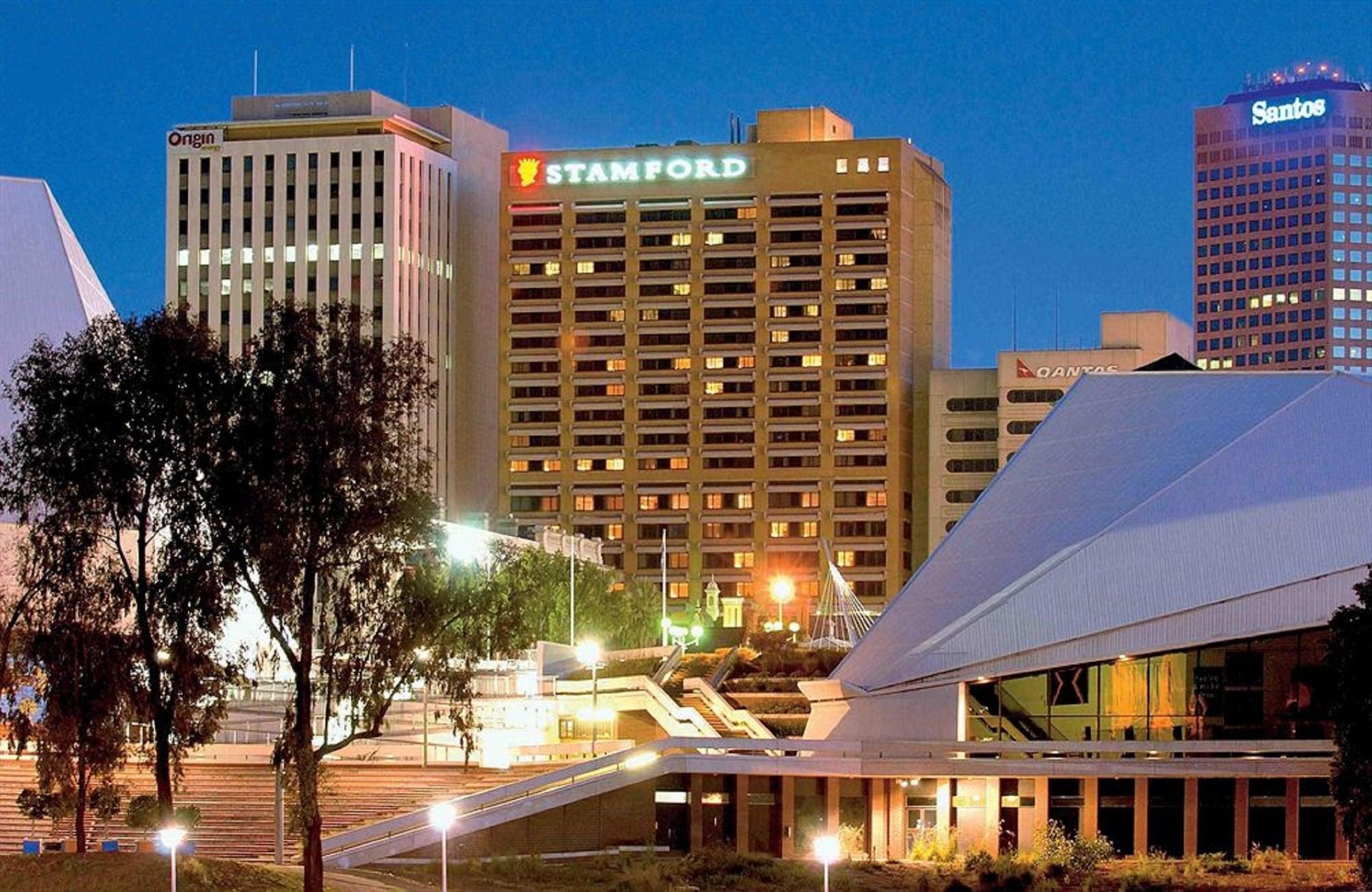Hotel Stamford Plaza Adelaïde Extérieur photo The Stanford Hotel