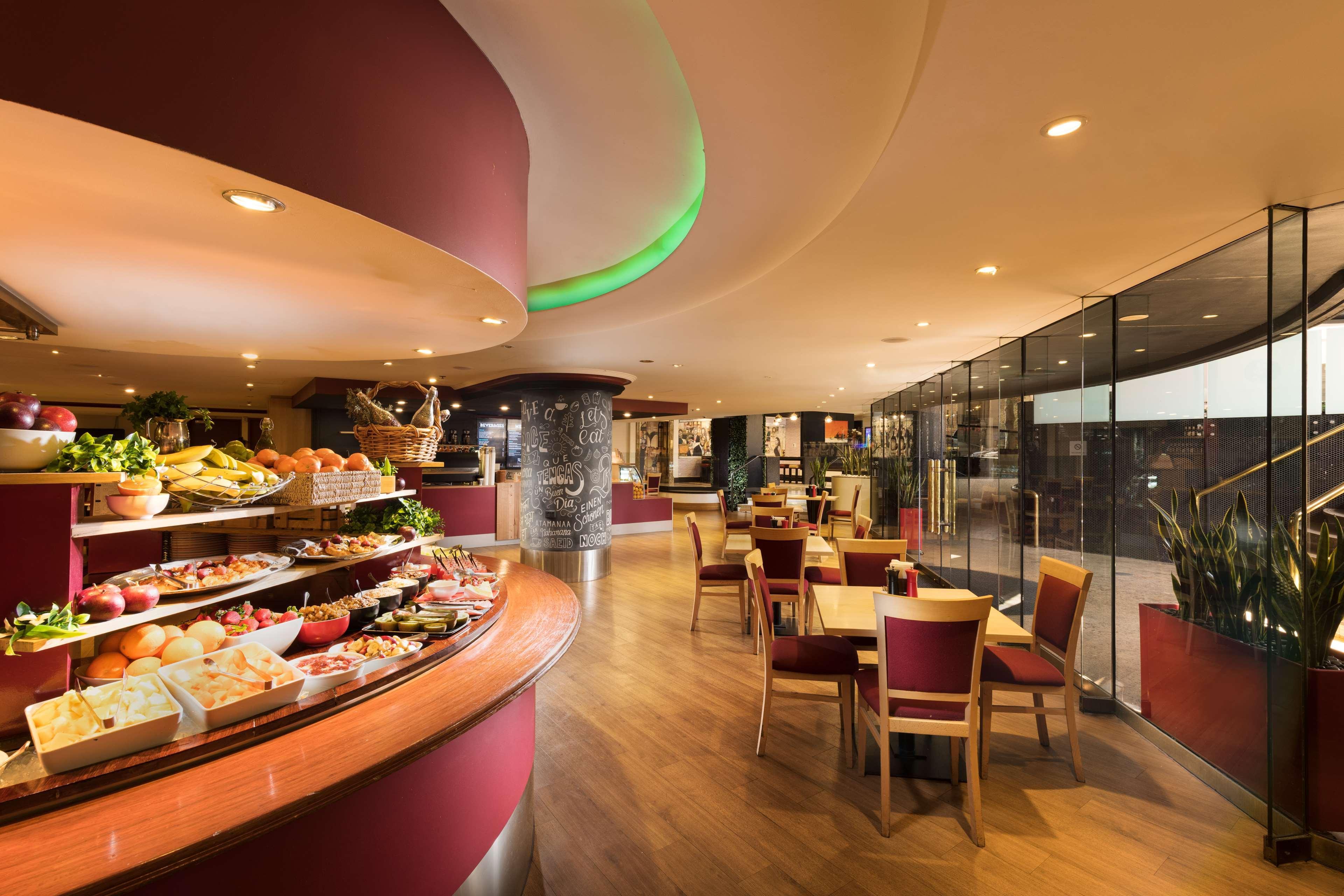 Hotel Stamford Plaza Adelaïde Extérieur photo The restaurant