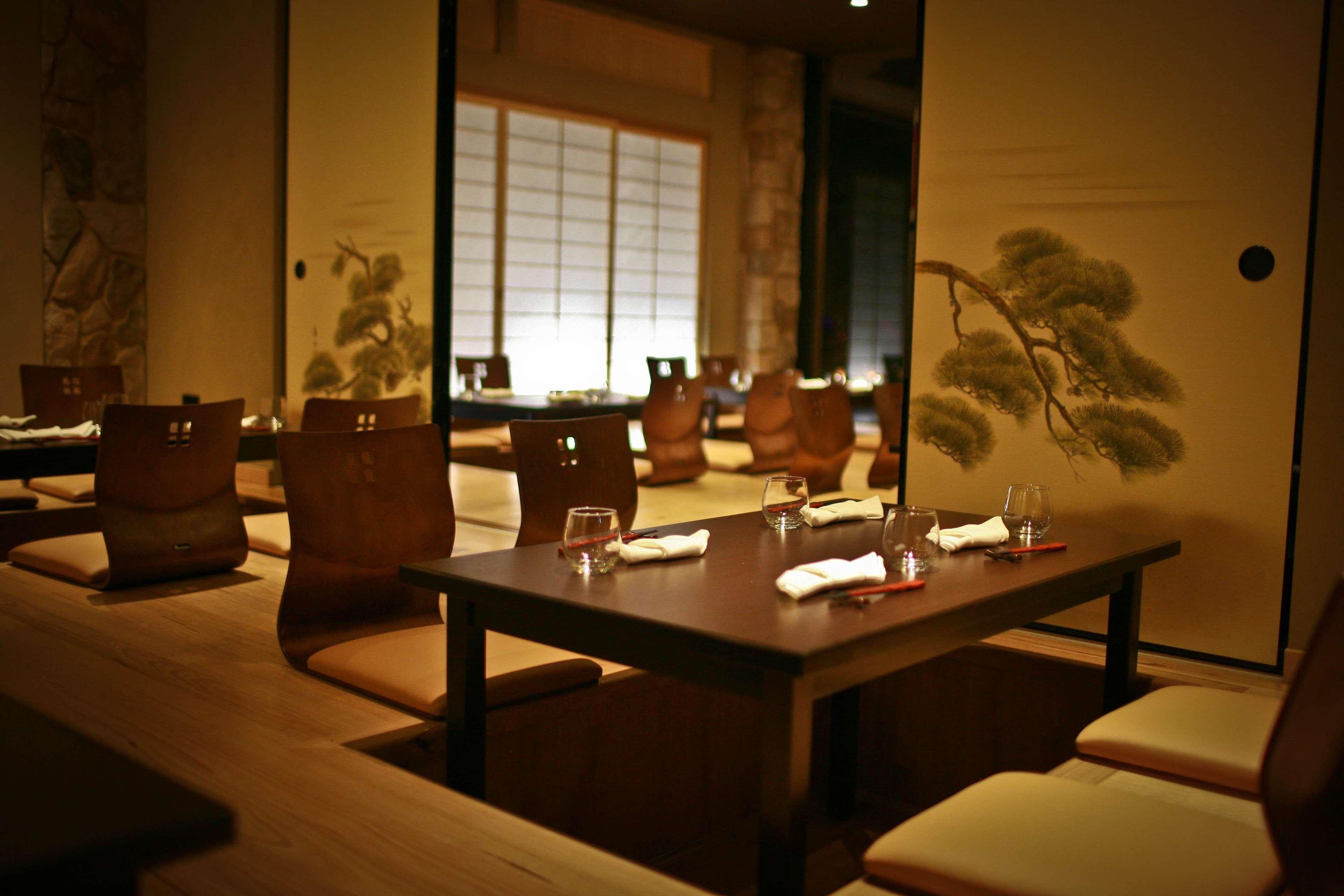Hotel Stamford Plaza Adelaïde Extérieur photo A restaurant in Kyoto