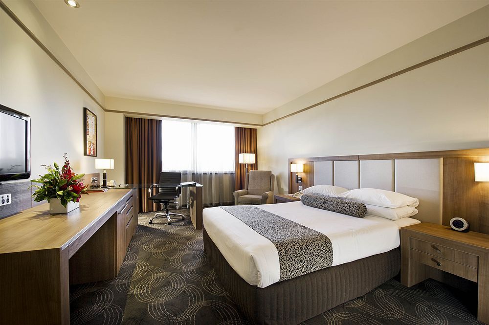 Hotel Stamford Plaza Adelaïde Extérieur photo A room at the hotel